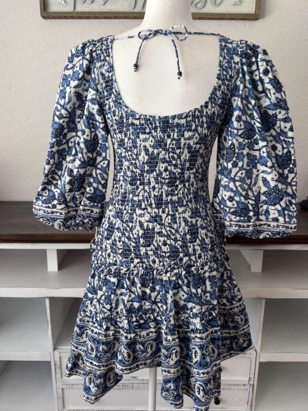 Love The Label Anthropologie Mabel Blue Smocked Floral Mini Dress Size M C - Picture 5 of 10